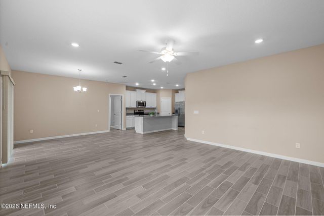 9544 LOVAGE Lane, Jacksonville, FL 32219