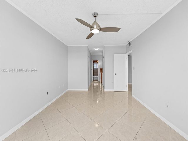 500 Bayview Dr 1421, Sunny Isles Beach, FL 33160