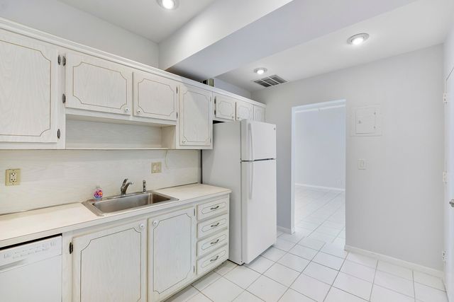 2851 S Ocean Boulevard 7 E, Boca Raton, FL 33432