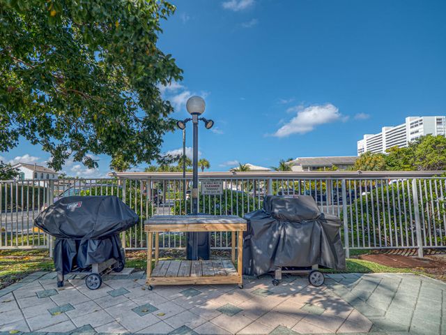 2851 S Ocean Boulevard 7 E, Boca Raton, FL 33432
