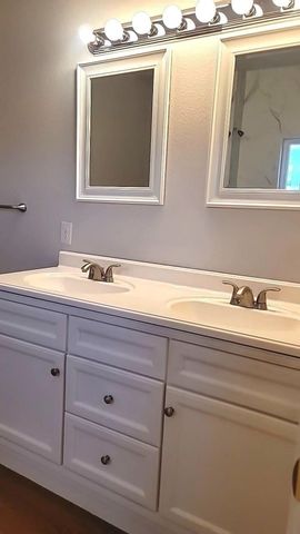751 Pipeline Court A1, Hurst, TX 76053