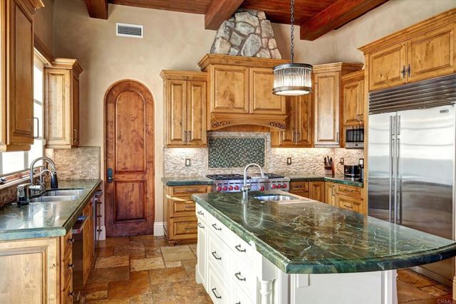 18179 El Brazo, Rancho Santa Fe, CA 92067