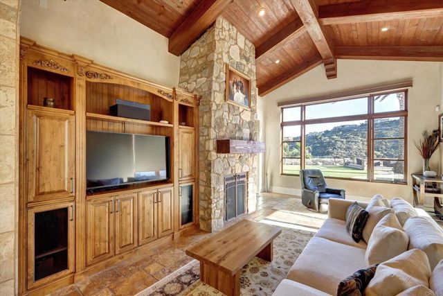 18179 El Brazo, Rancho Santa Fe, CA 92067