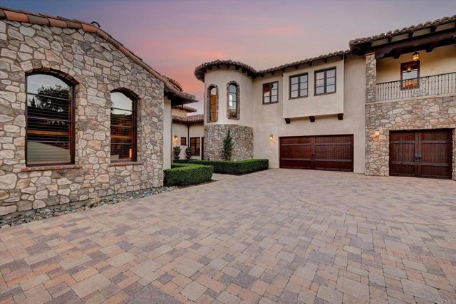 18179 El Brazo, Rancho Santa Fe, CA 92067
