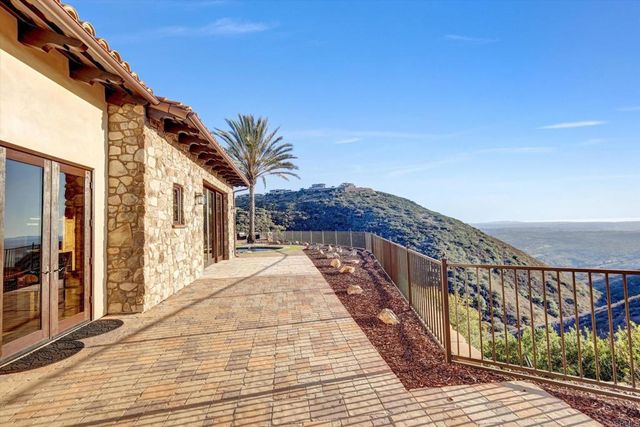 18179 El Brazo, Rancho Santa Fe, CA 92067