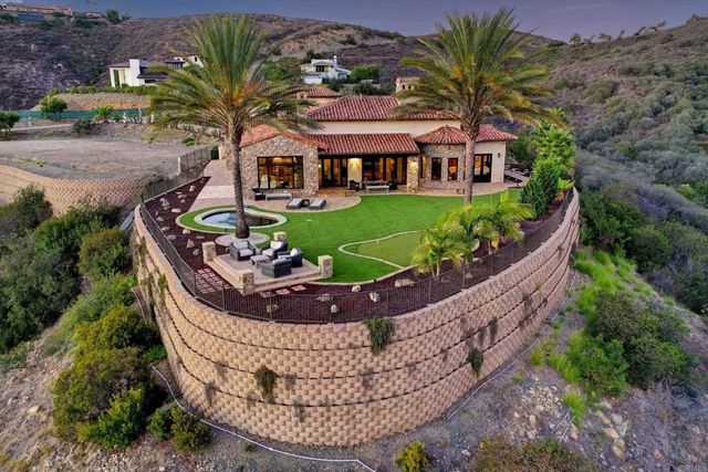 18179 El Brazo, Rancho Santa Fe, CA 92067