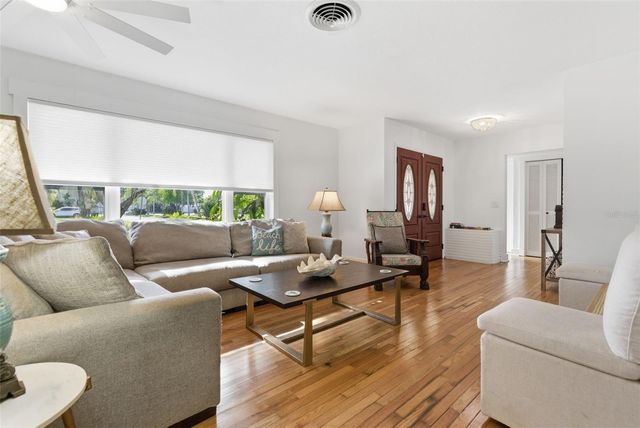 2050 DUNSTON COVE ROAD, Clearwater, FL 33755