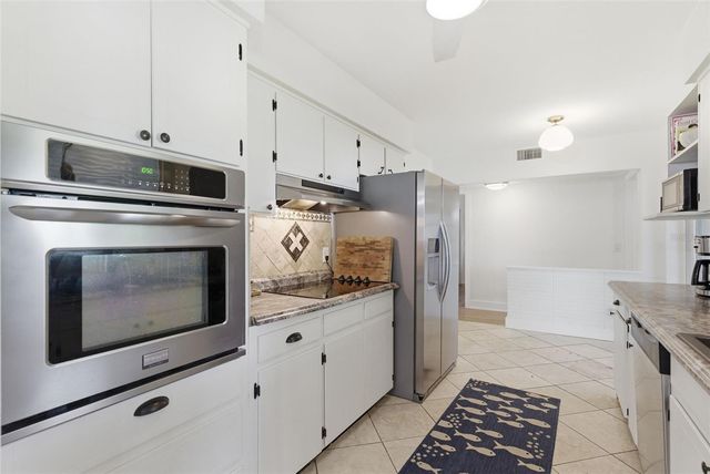 2050 DUNSTON COVE ROAD, Clearwater, FL 33755