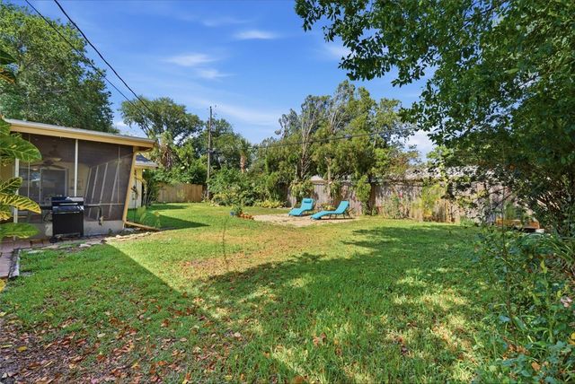 2050 DUNSTON COVE ROAD, Clearwater, FL 33755