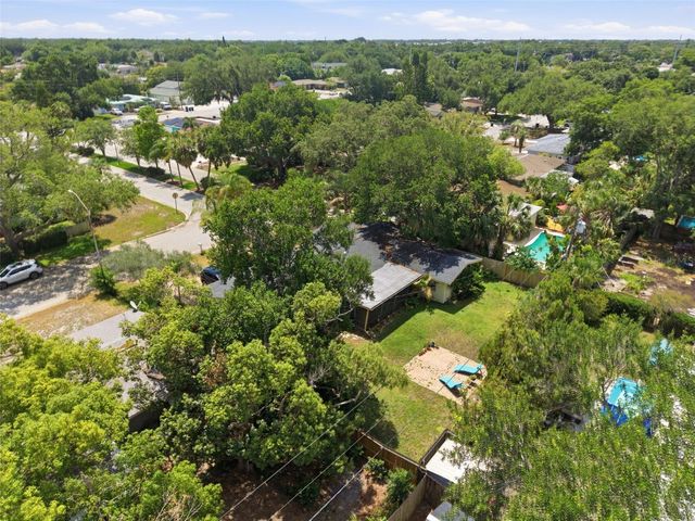 2050 DUNSTON COVE ROAD, Clearwater, FL 33755