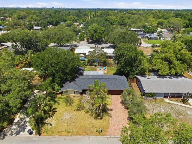 2050 DUNSTON COVE ROAD, Clearwater, FL 33755
