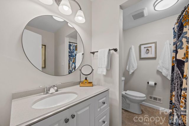 9004 Nolley Court F, Charlotte, NC 28270