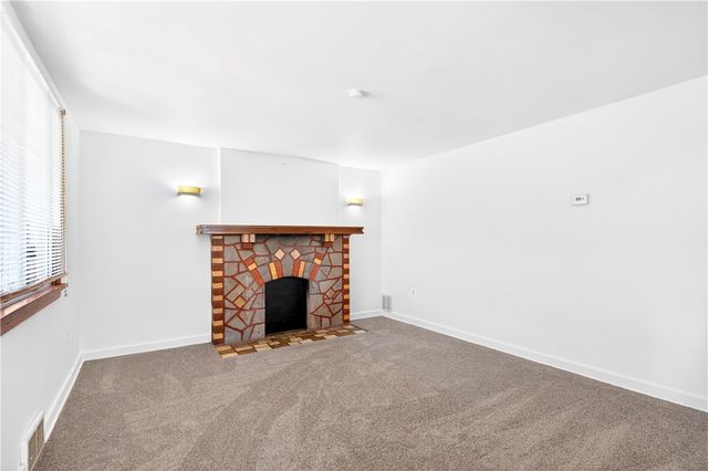 102 Payne Hill Rd, Jefferson Hills, PA 15025