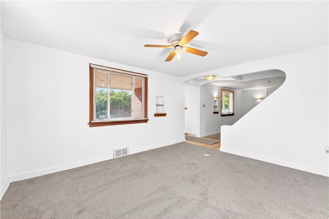 102 Payne Hill Rd, Jefferson Hills, PA 15025