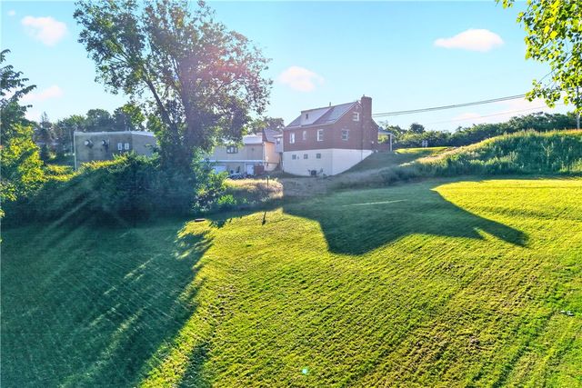102 Payne Hill Rd, Jefferson Hills, PA 15025