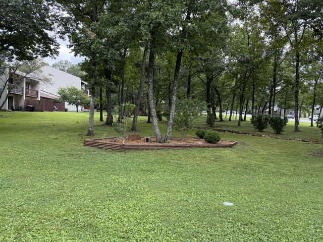 72 Wilshire Heights Dr, Crossville, TN 38558