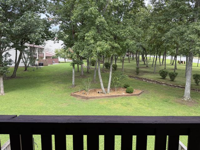 72 Wilshire Heights Dr, Crossville, TN 38558