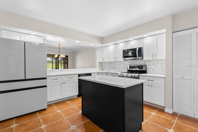 182 HERON BAY CIRCLE, Lake Mary, FL 32746