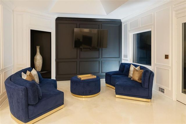 4070 RUNNYMEDE SW Drive, Lilburn, GA 30047