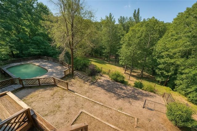 4070 RUNNYMEDE Drive SW, Lilburn, GA 30047