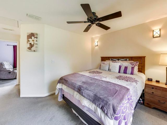 603 Chelmsford Lane, Elk Grove Village, IL 60007