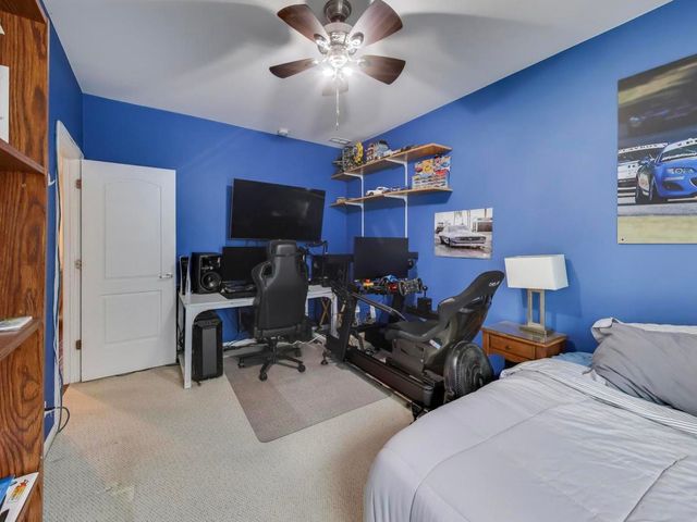 603 Chelmsford Lane, Elk Grove Village, IL 60007