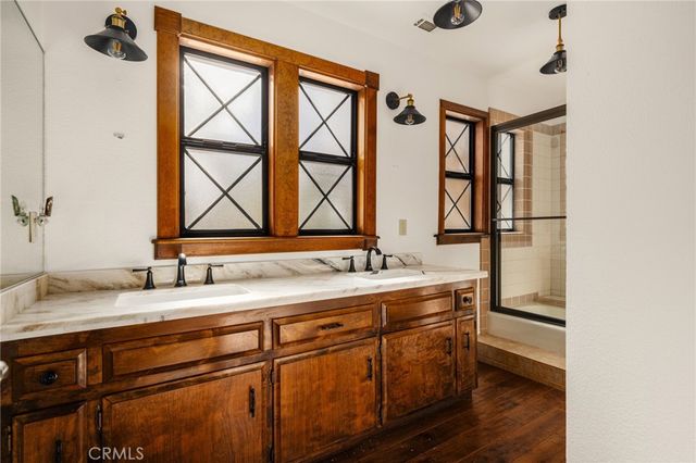 407 Giant Oak, Lake Arrowhead, CA 92352