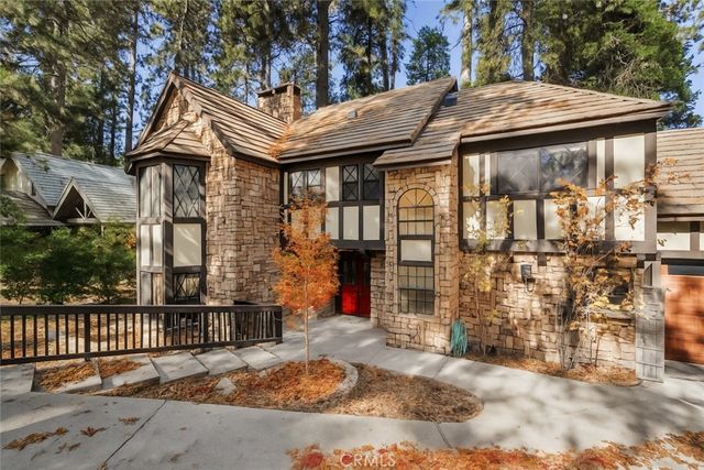 407 Giant Oak, Lake Arrowhead, CA 92352