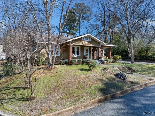2122 Bellwood, Northport, AL 35476