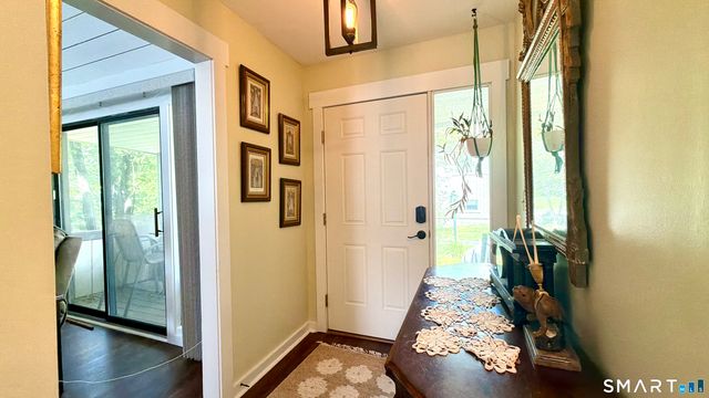 546 North Trail A, Stratford, CT 06614