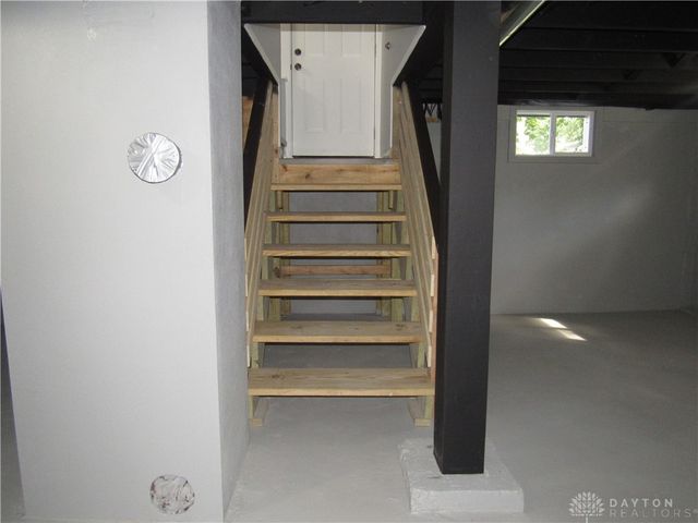 56 Lorenz Avenue, Dayton, OH 45417