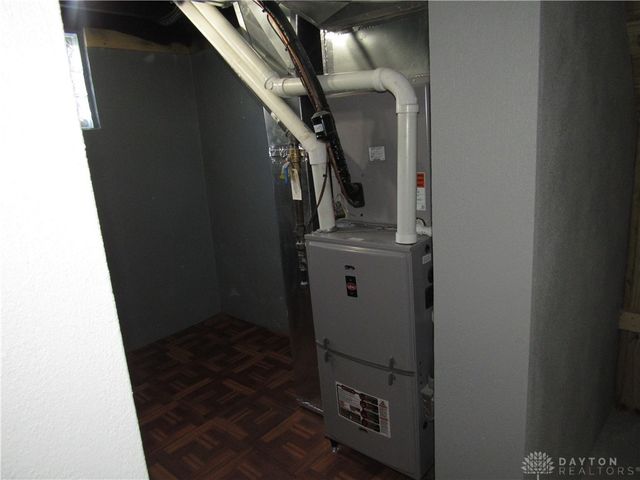 56 Lorenz Avenue, Dayton, OH 45417