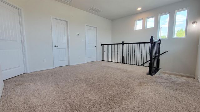 1046 Harwell LOOP, Kyle, TX 78640