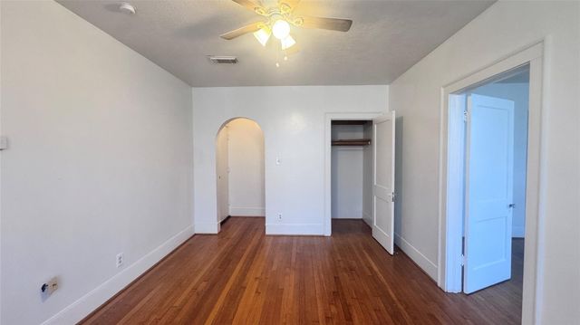 3902 Dallas Street 6, Houston, TX 77023