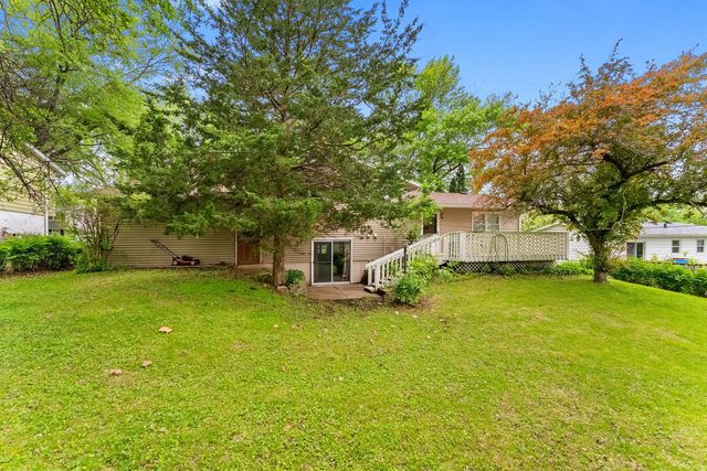 4711 Scott Street, Davenport, IA 52806