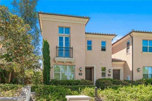 132 Parkwood, Irvine, CA 92620