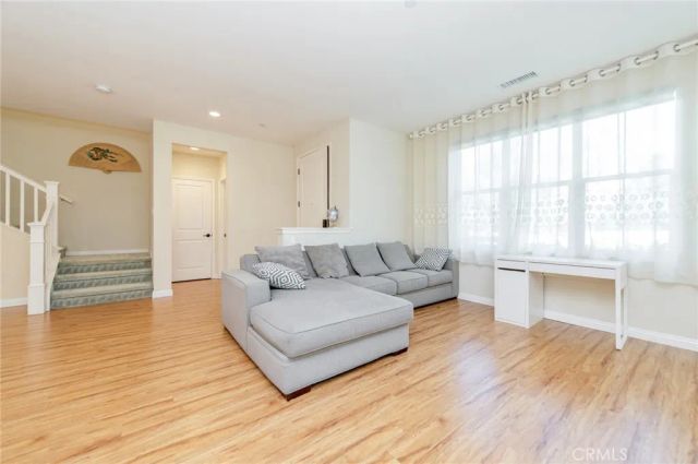 132 Parkwood, Irvine, CA 92620