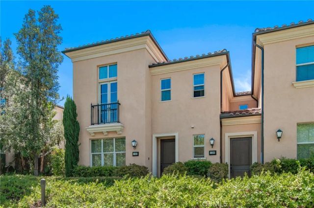 132 Parkwood, Irvine, CA 92620