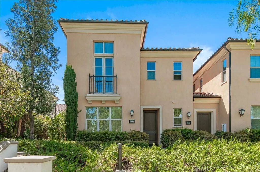 132 Parkwood, Irvine, CA 92620