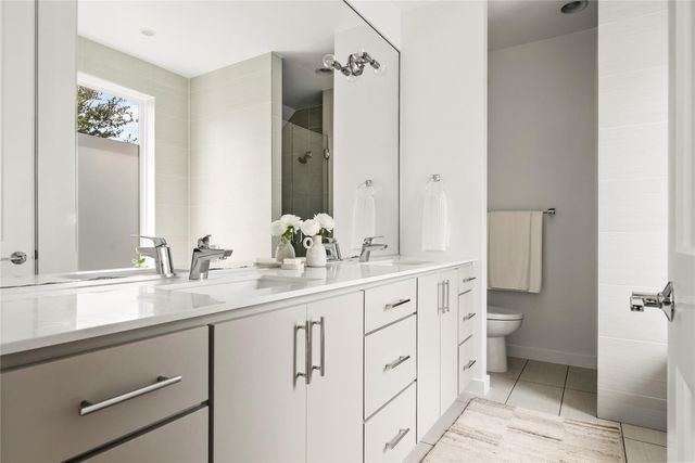 4604 Banister LN A, Austin, TX 78745