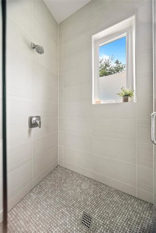 4604 Banister LN A, Austin, TX 78745