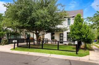 4604 Banister LN A, Austin, TX 78745