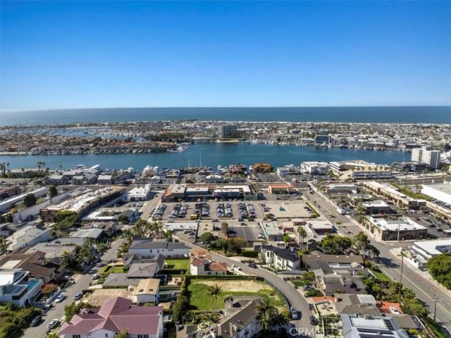 230 Ocean View Avenue, Newport Beach, CA 92663