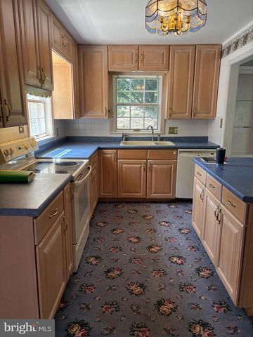 155 OLD MILL RD, Gettysburg, PA 17325