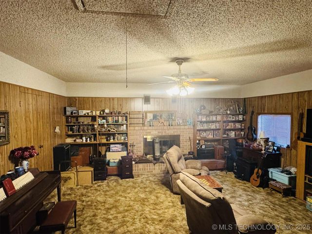 2226 Springdale, Ardmore, OK 73401