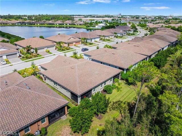 10295 Bonavie Cove DR, Fort Myers, FL 33966
