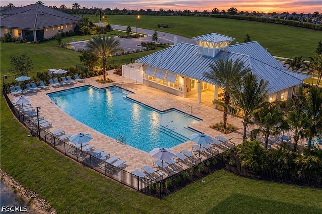 10295 Bonavie Cove DR, Fort Myers, FL 33966