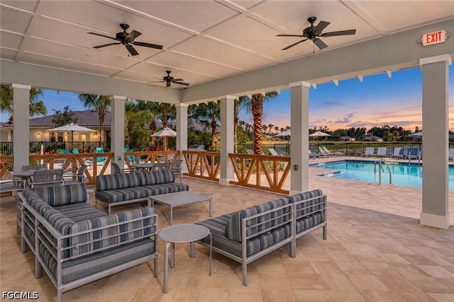 10295 Bonavie Cove DR, Fort Myers, FL 33966