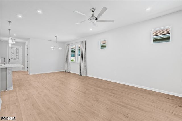 10295 Bonavie Cove DR, Fort Myers, FL 33966
