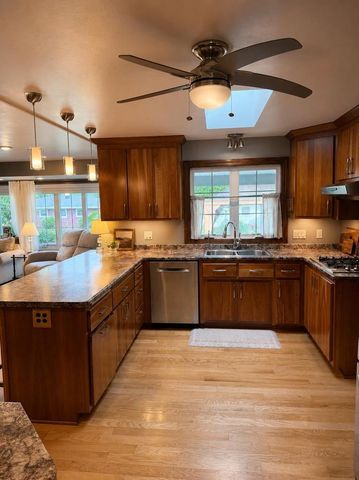 826 GREEN STREET, Seymour, WI 54165